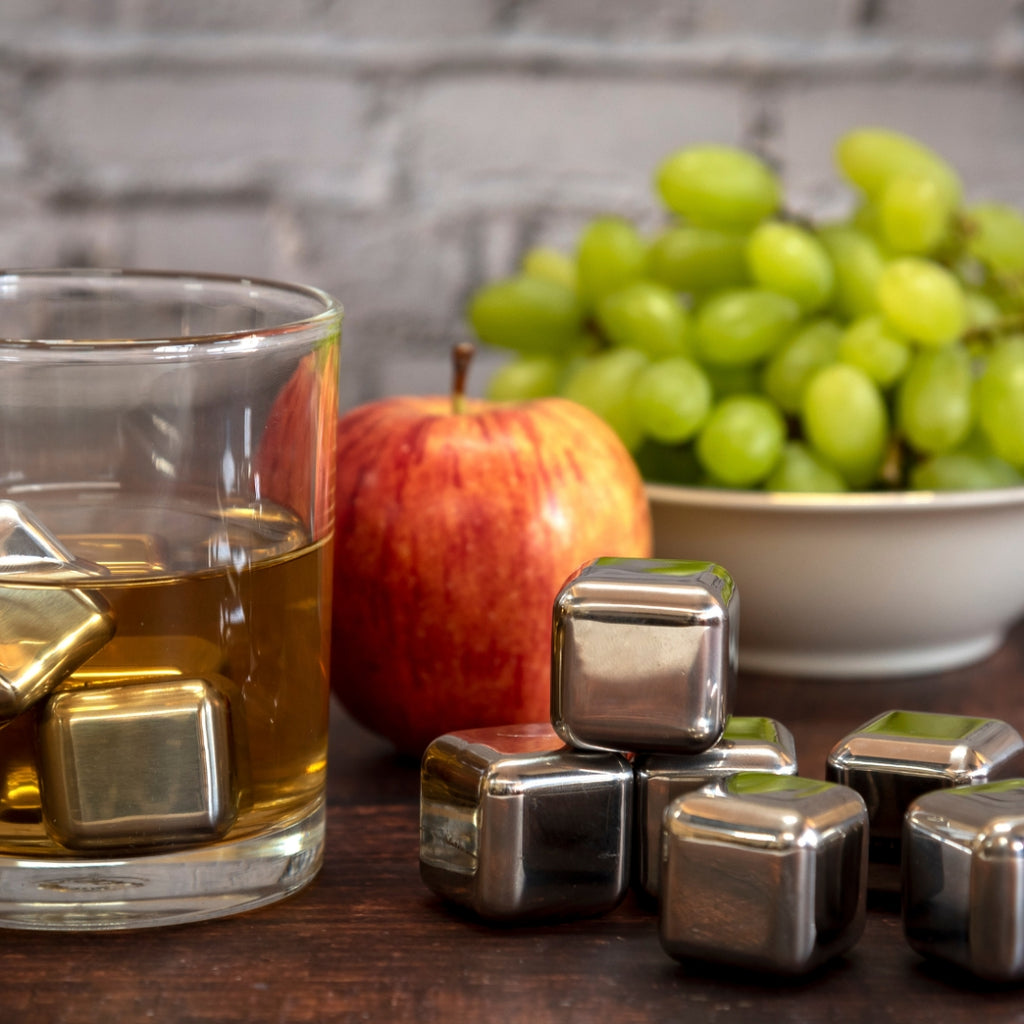 bar-box-whiskey-chilling-cubes-whiskey-stones