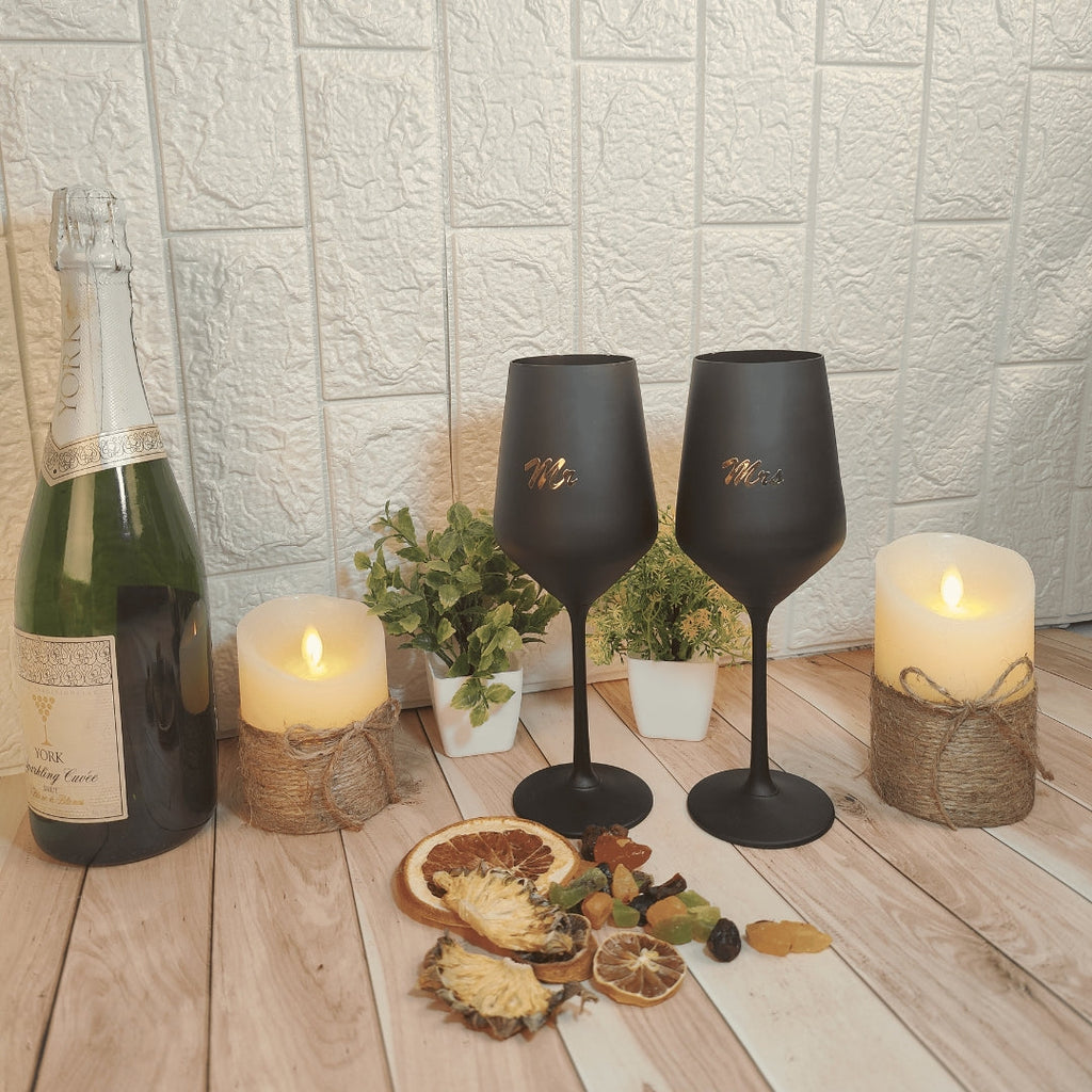 Bar Box BarBox Claclac Midnight Black Crystal Wine Glass Mr. & Mrs(Set of 2)